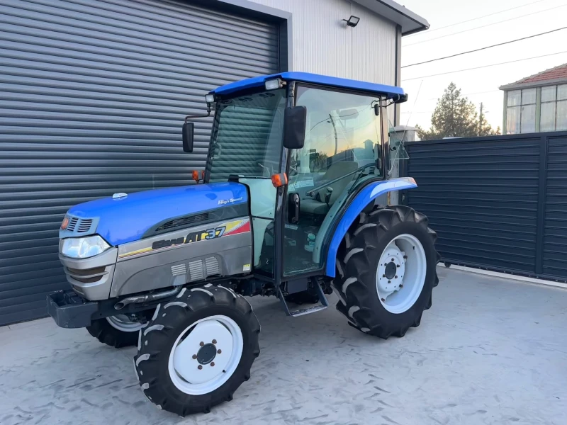 Трактор ISEKI АТ37 , снимка 2 - Селскостопанска техника - 50001932