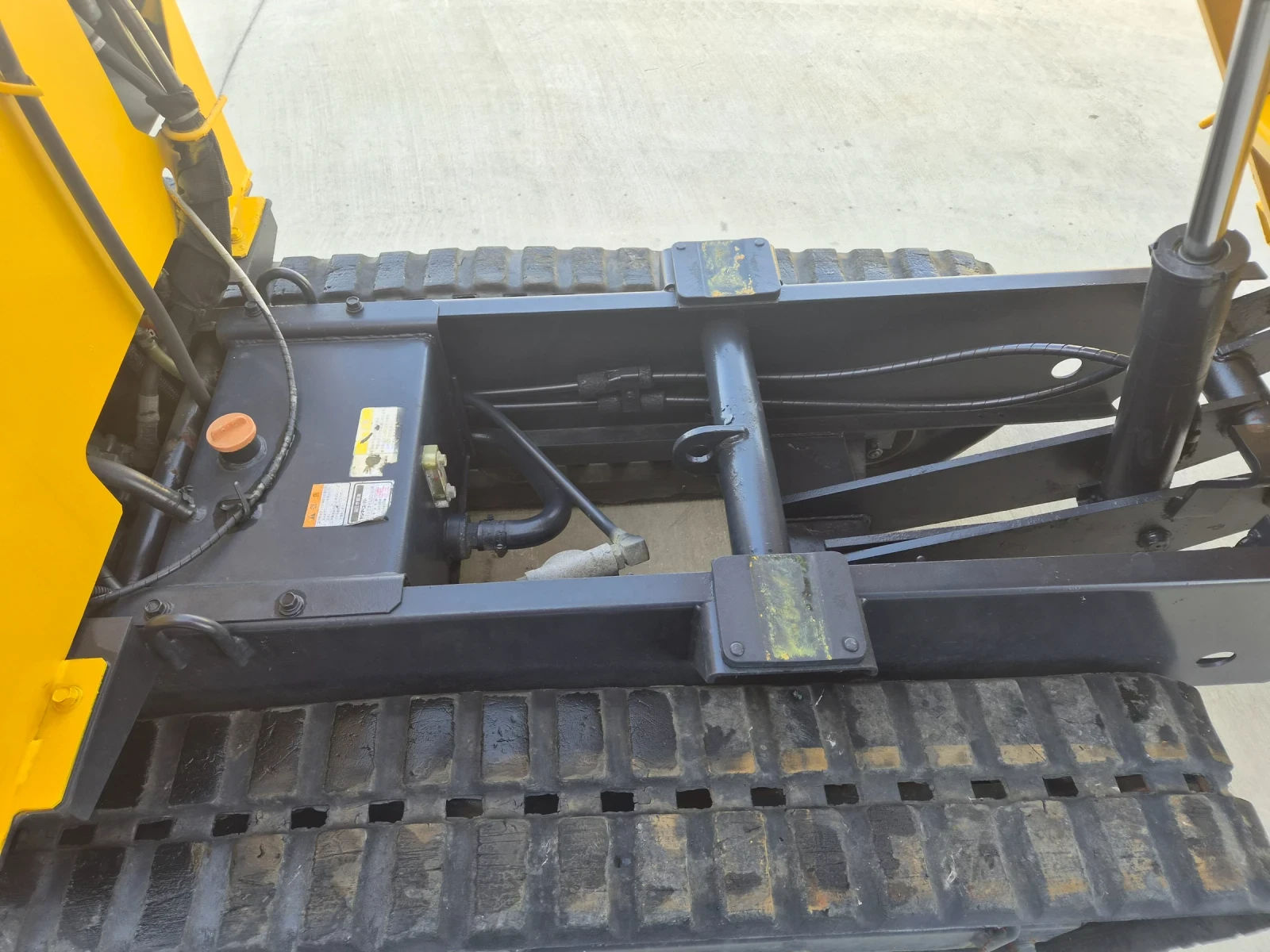 ������ �� ������� ��������� YANMAR C12R-B / ��������� / ������� !!! | Mobile.bg � ����������� 12