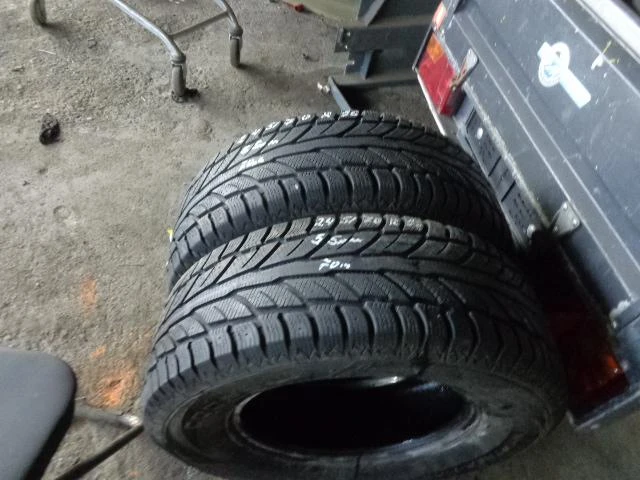 Гуми Зимни 245/70R16, снимка 11 - Гуми и джанти - 25825080