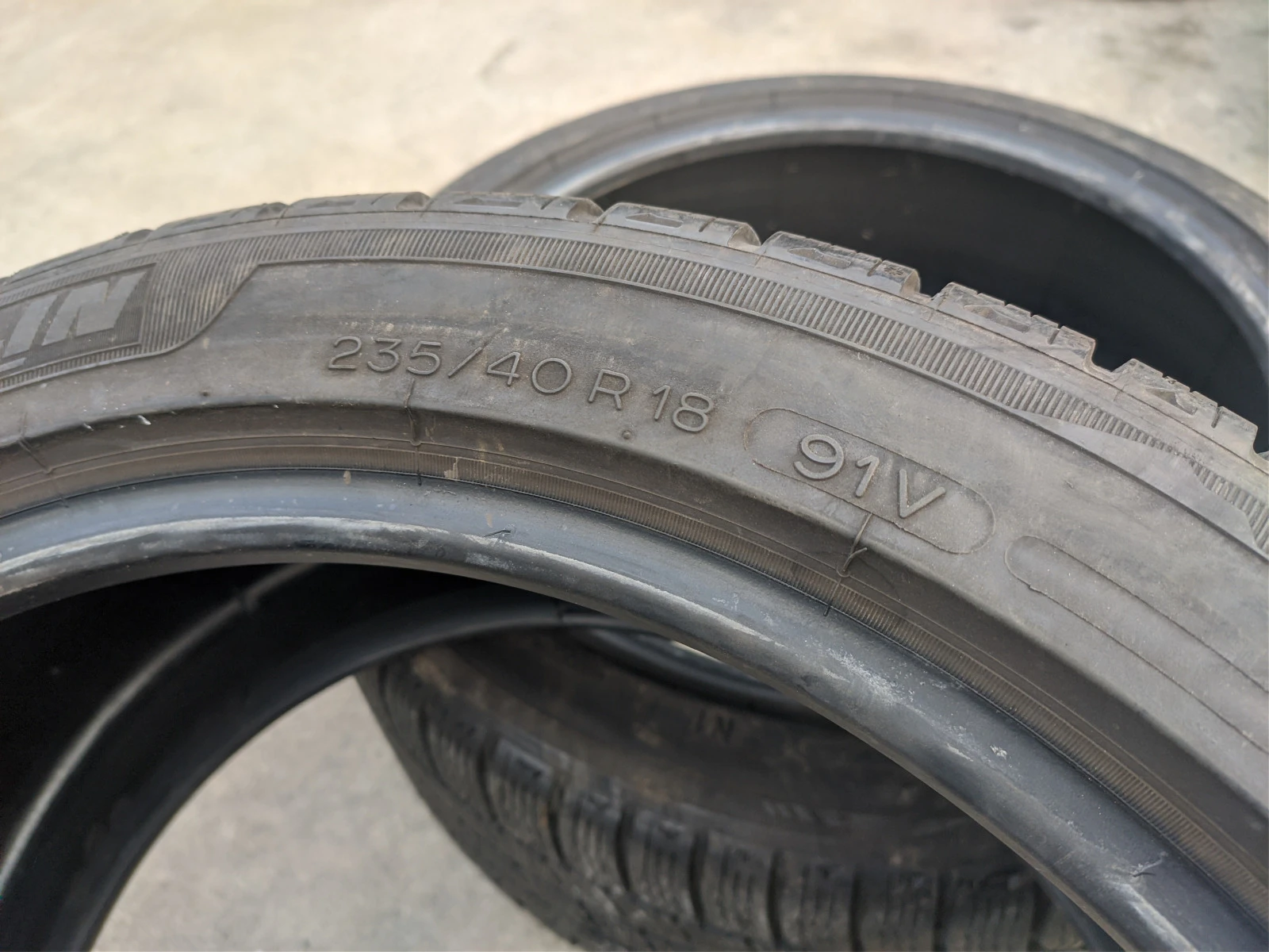  235/40R18 | Mobile.bg   6