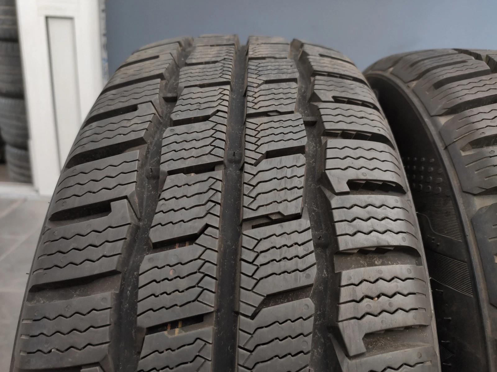  215/60R17 | Mobile.bg   1