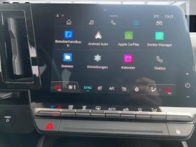 Renault Megane E-Tech EV40 Equilibre DISTR Keyless Heated: S/ST-W, снимка 11