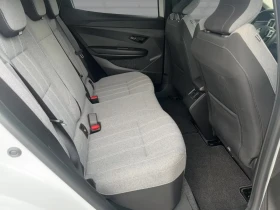 Renault Megane E-Tech EV40 Equilibre DISTR Keyless Heated: S/ST-W, снимка 16