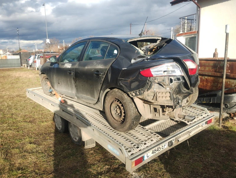 Renault Fluence 1.6 на части, снимка 5 - Автомобили и джипове - 47553190