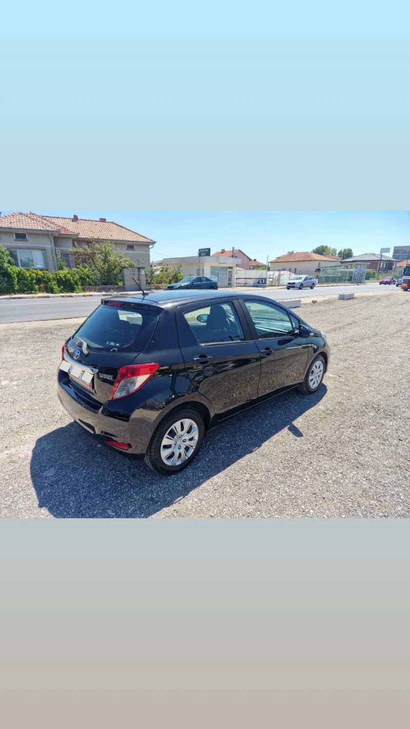 Toyota Yaris, снимка 4 - Автомобили и джипове - 46980995