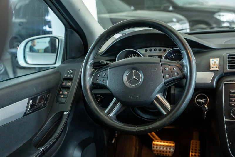 Mercedes-Benz R 280 CDI 3.0 4matic, снимка 13 - Автомобили и джипове - 51505723