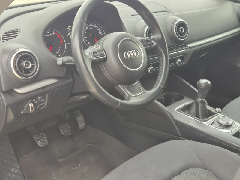 Audi A3 1.4i NAVI, снимка 8 - Автомобили и джипове - 51835619