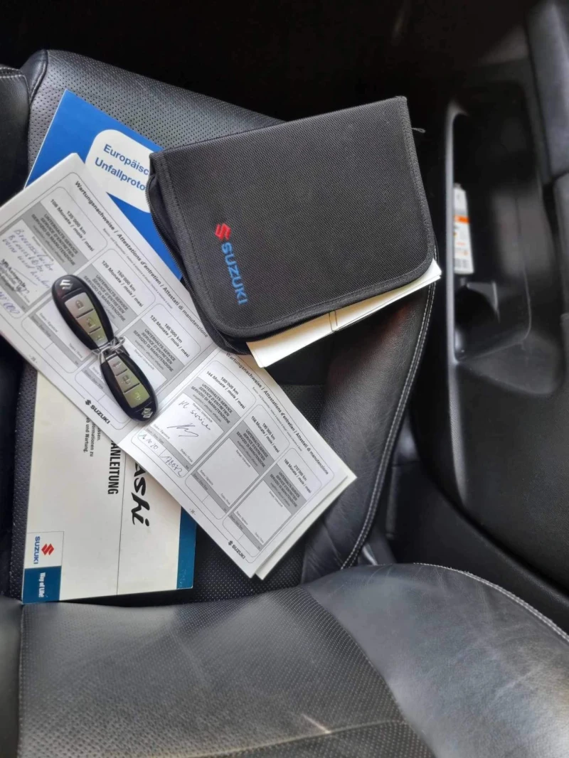 Suzuki Kizashi  2.4 GL Top Sport 2WD, снимка 14 - Автомобили и джипове - 51997198