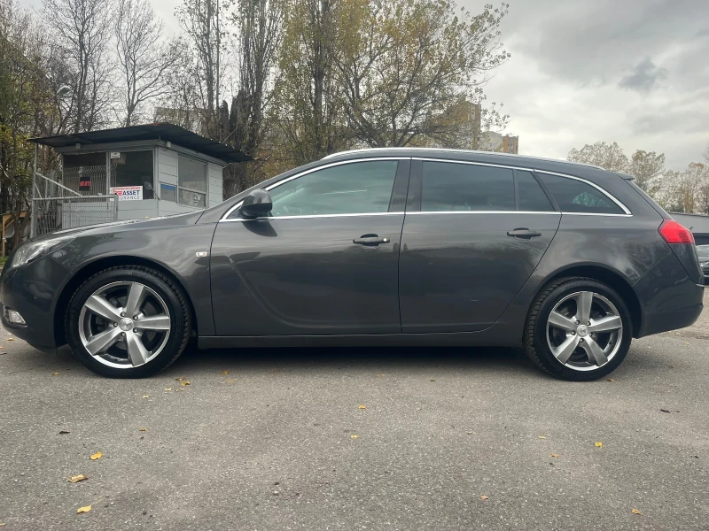 Opel Insignia Sports* Tourer* Active Ed* 2.0T, 220kc, снимка 6 - Автомобили и джипове - 52290668