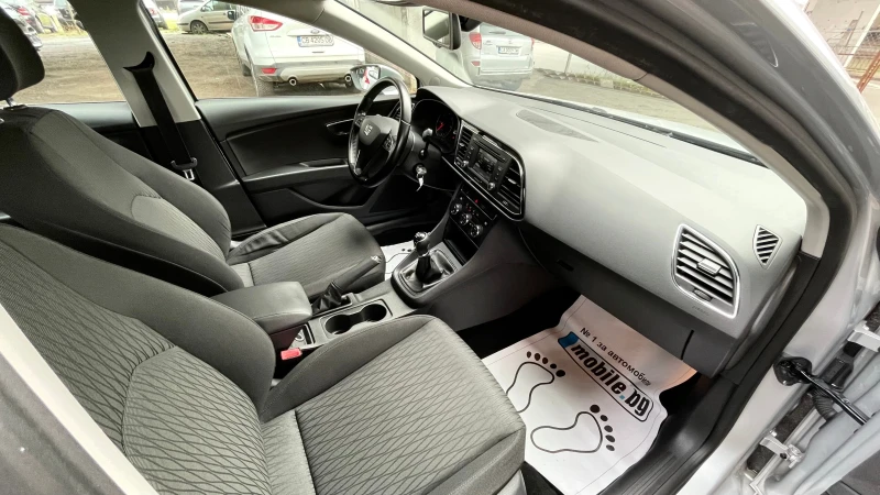 Seat Leon СЕРВ. ДОК., снимка 13 - Автомобили и джипове - 53468498
