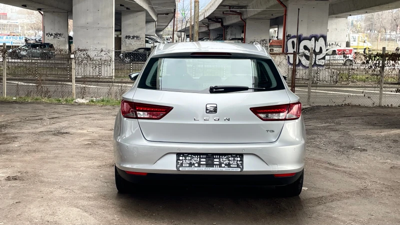 Seat Leon СЕРВ. ДОК., снимка 6 - Автомобили и джипове - 53468498