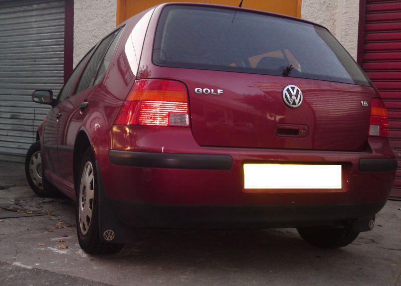 VW Golf, снимка 1 - Автомобили и джипове - 35336056