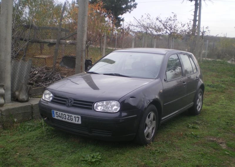 VW Golf, снимка 3 - Автомобили и джипове - 35336056