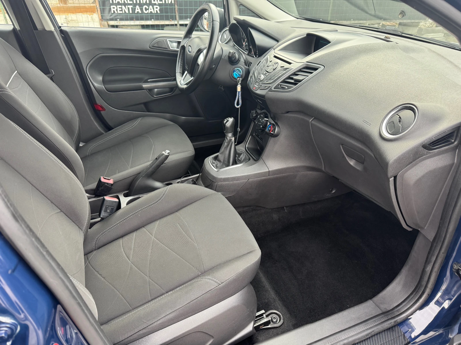 Ford Fiesta 1.5TDCI - изображение 9