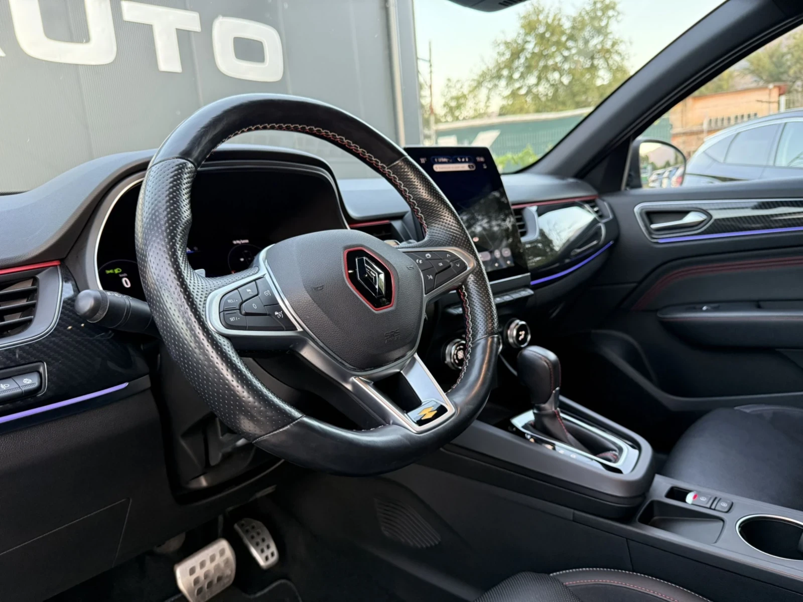 Renault Arkana 1.3 RS Line 140hp - изображение 8