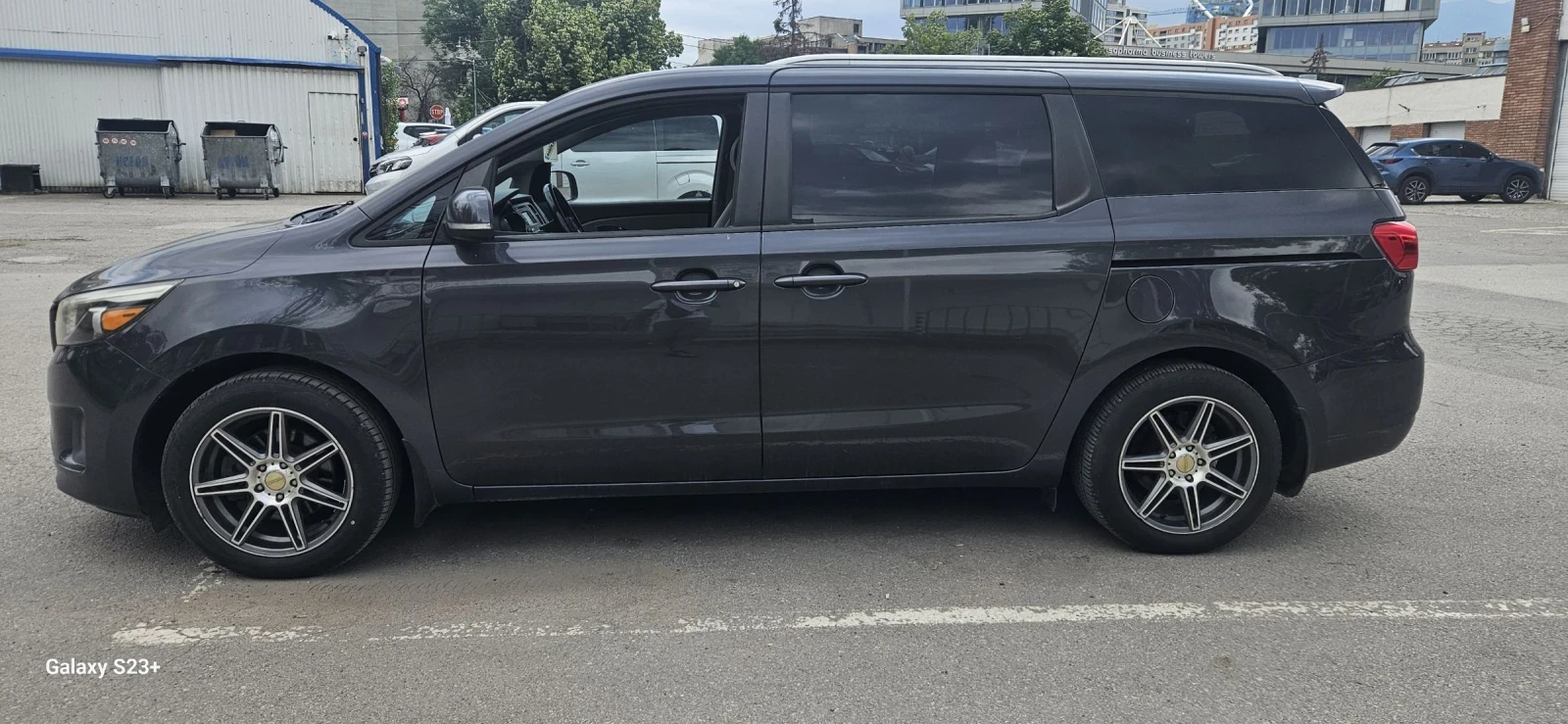 Kia Sedona  - изображение 4