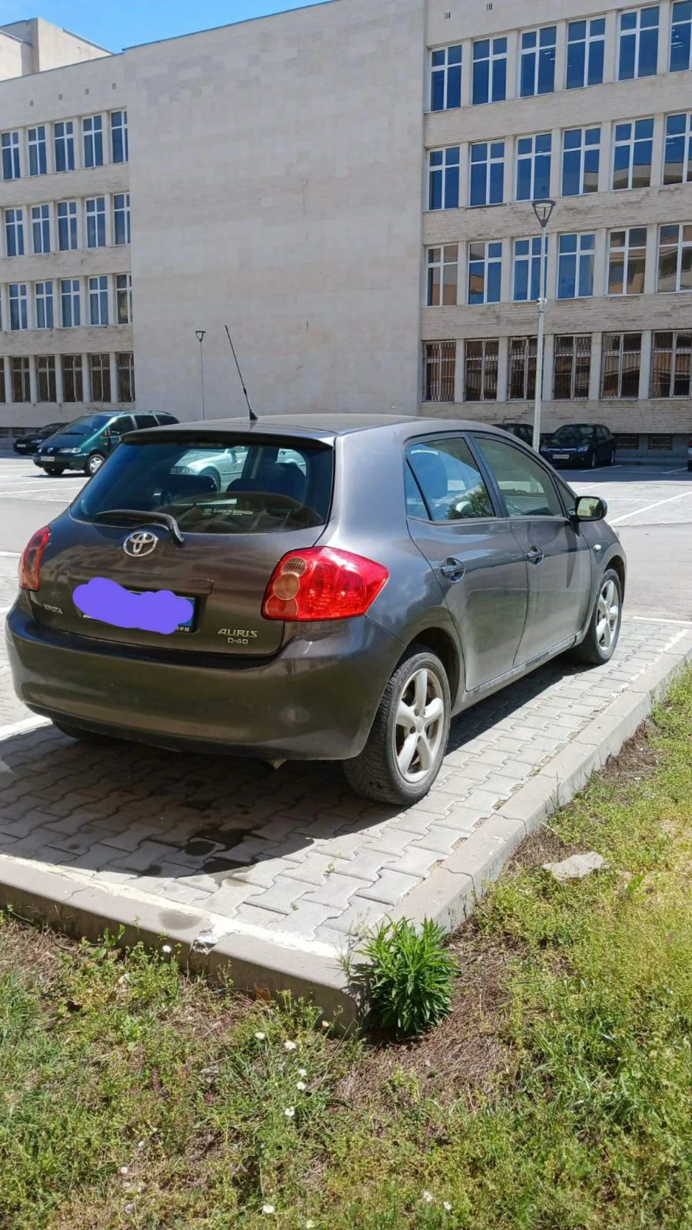Toyota Auris D4D - изображение 3