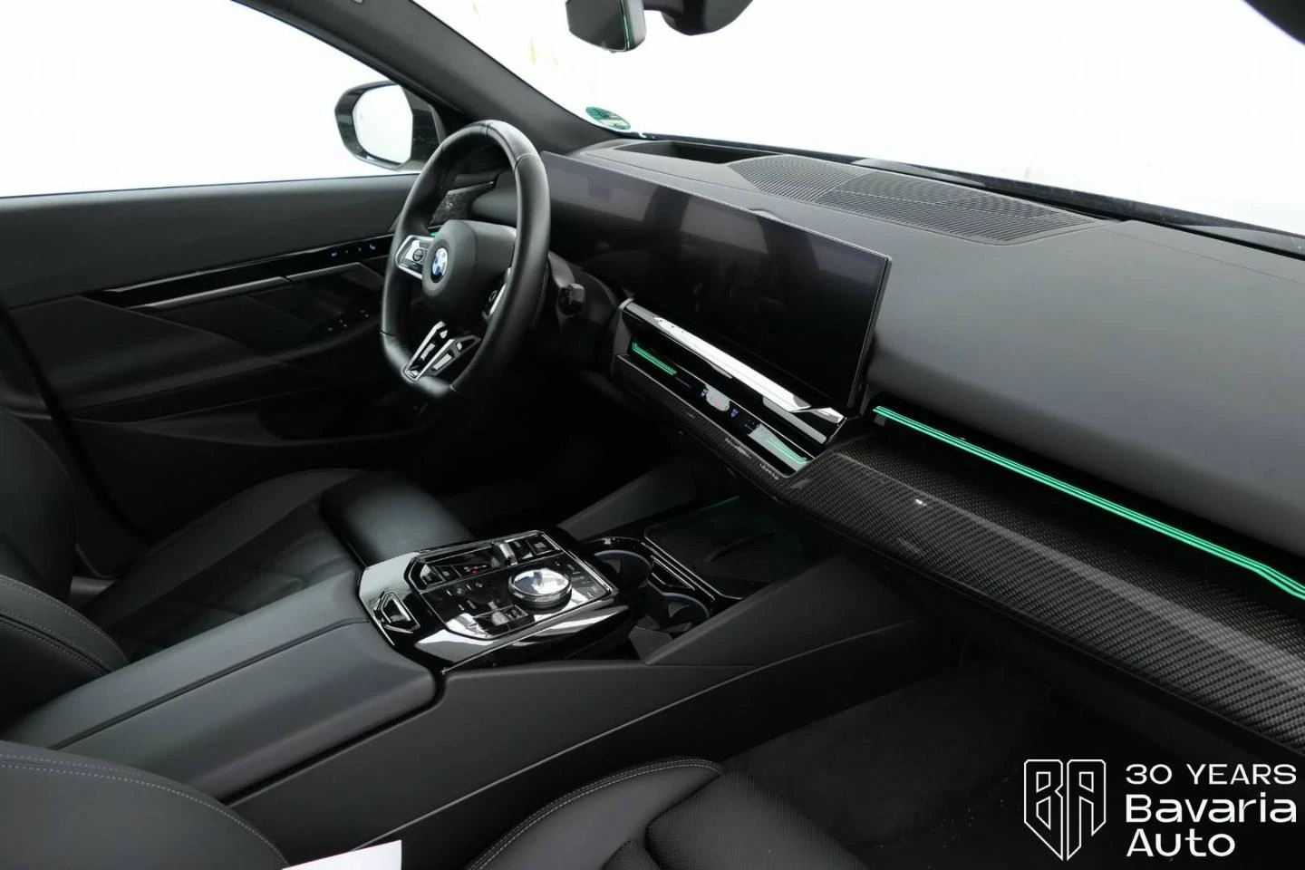 BMW 540 d xDrive Touring M Sport Paket - изображение 7