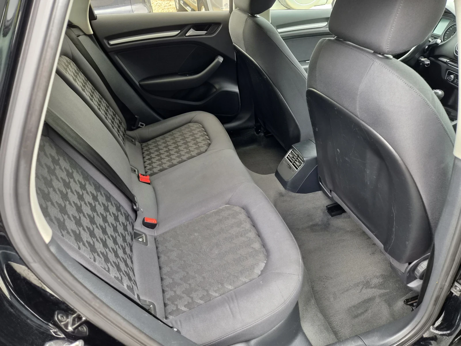 Audi A3 1.4i NAVI | Mobile.bg � ����������� 12