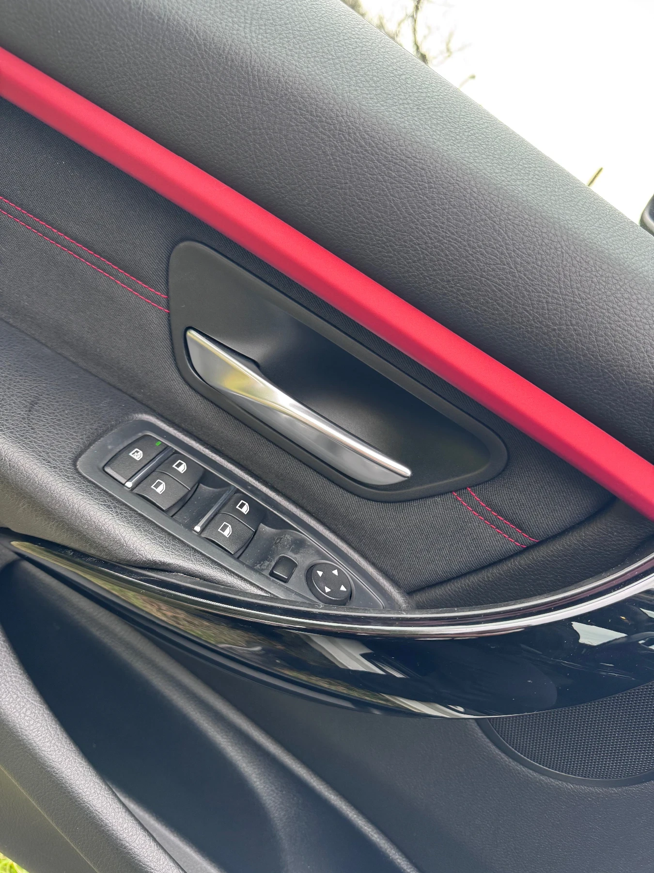 BMW 318  - изображение 9