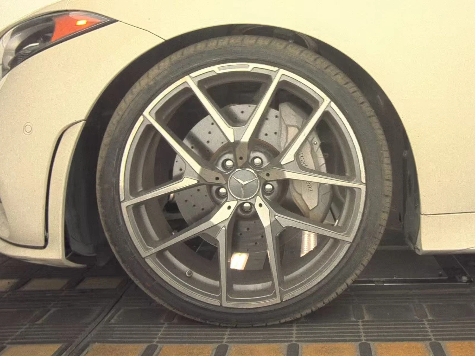 Mercedes-Benz CLS 450  - изображение 7