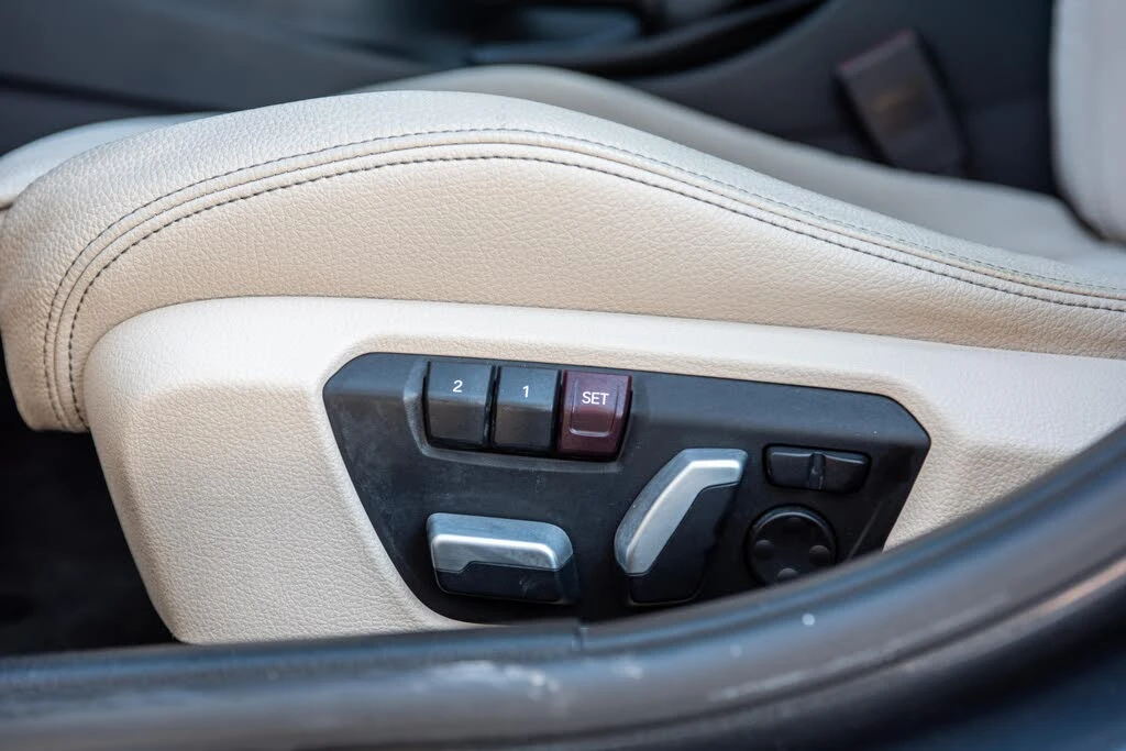 BMW 330 I * M-Package* * HeadUp* A���������* (���� �� ��) | Mobile.bg � ����������� 17