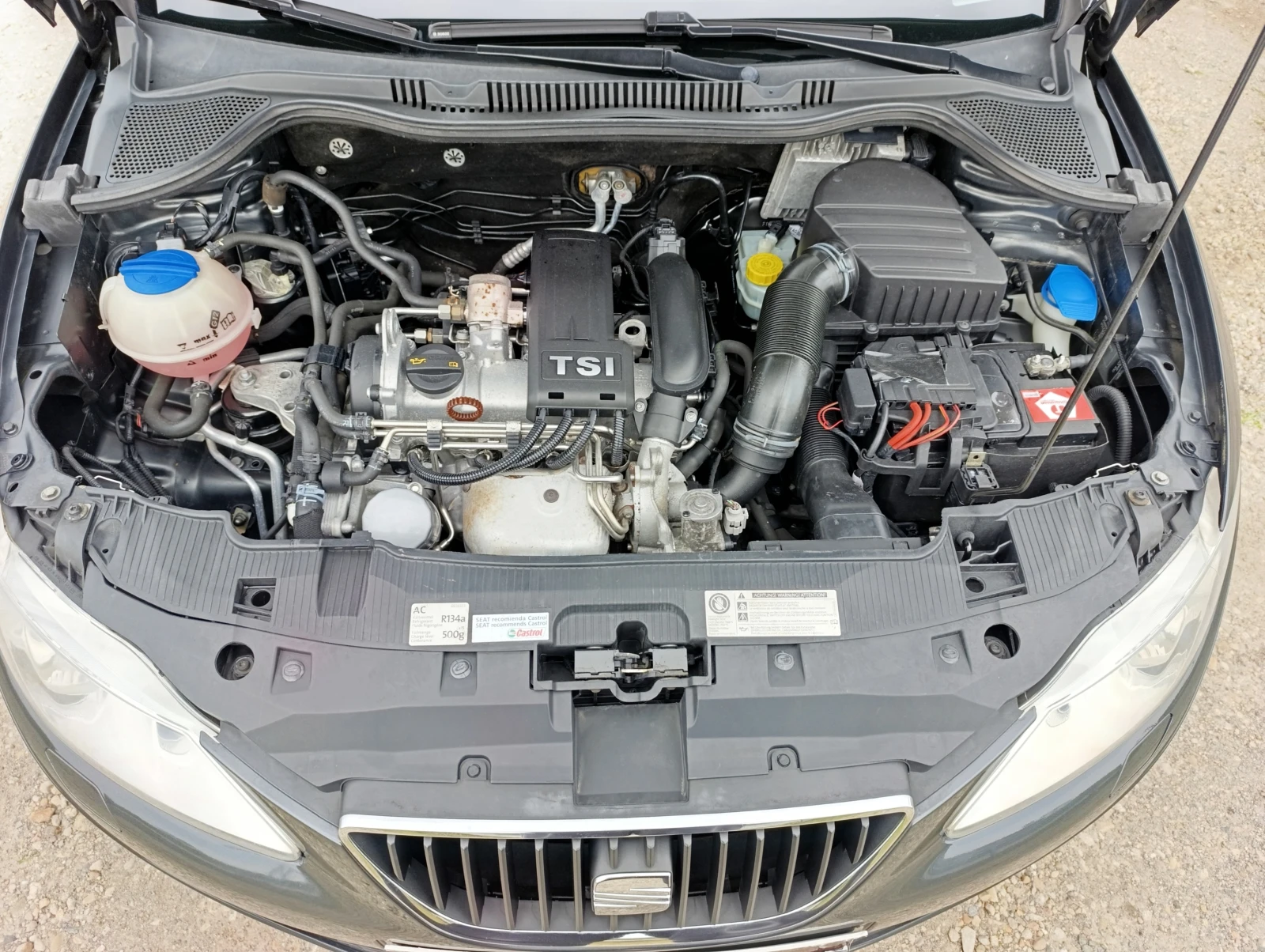 Seat Ibiza 1.2i-105кс.БЕНЗИН-4цилиндъра, снимка 17 - Автомобили и джипове - 54196349