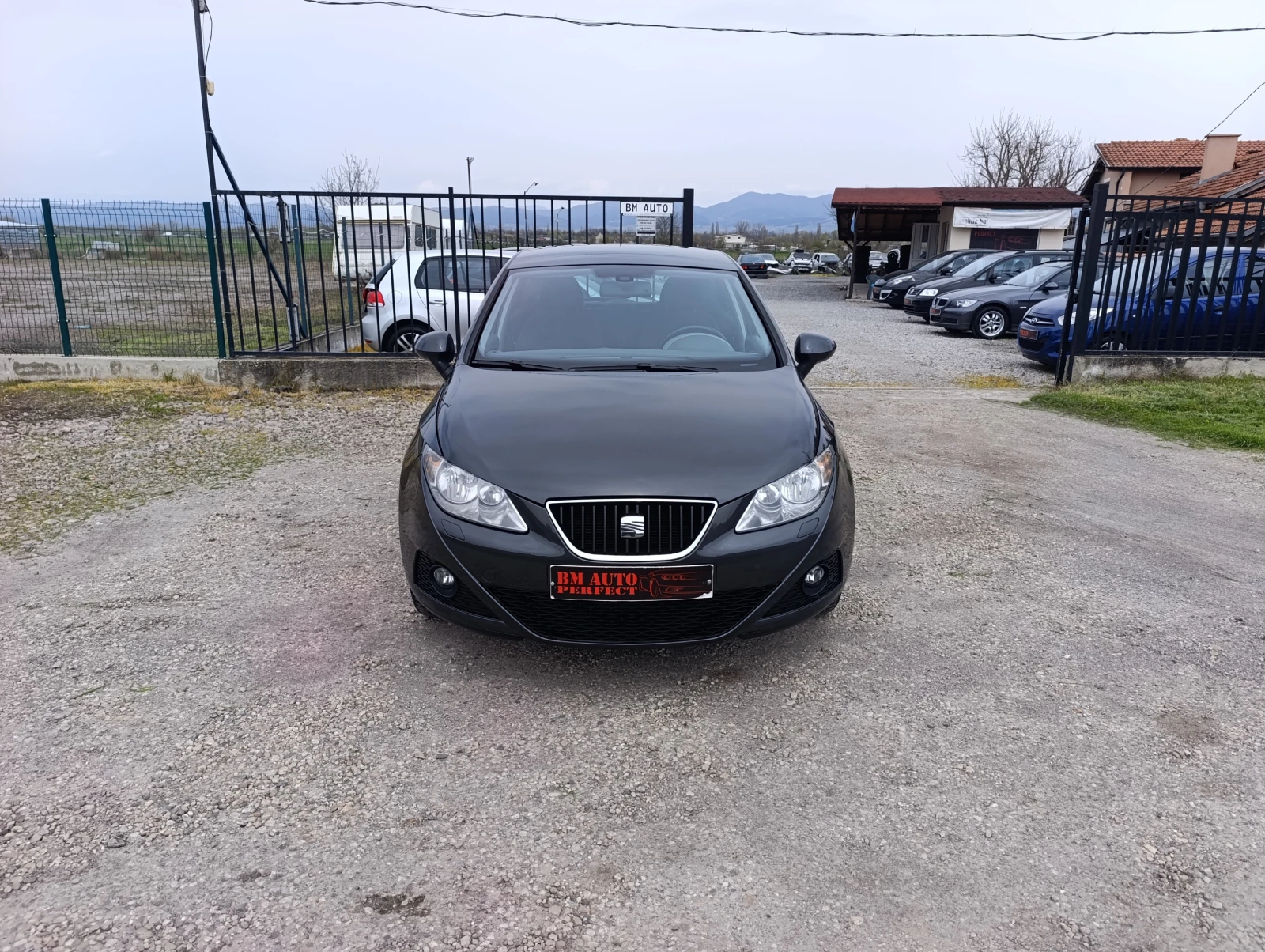 Seat Ibiza 1.2i-105кс.БЕНЗИН-4цилиндъра, снимка 2 - Автомобили и джипове - 54196349