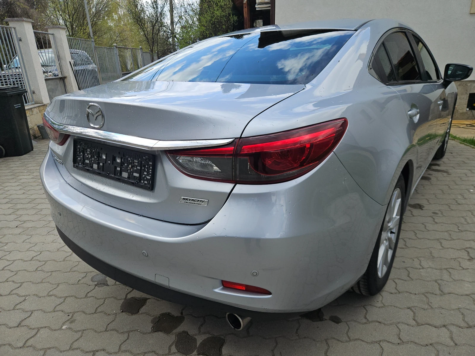 Mazda 6 10.2015 топ!  6 скорости, снимка 6 - Автомобили и джипове - 54269869