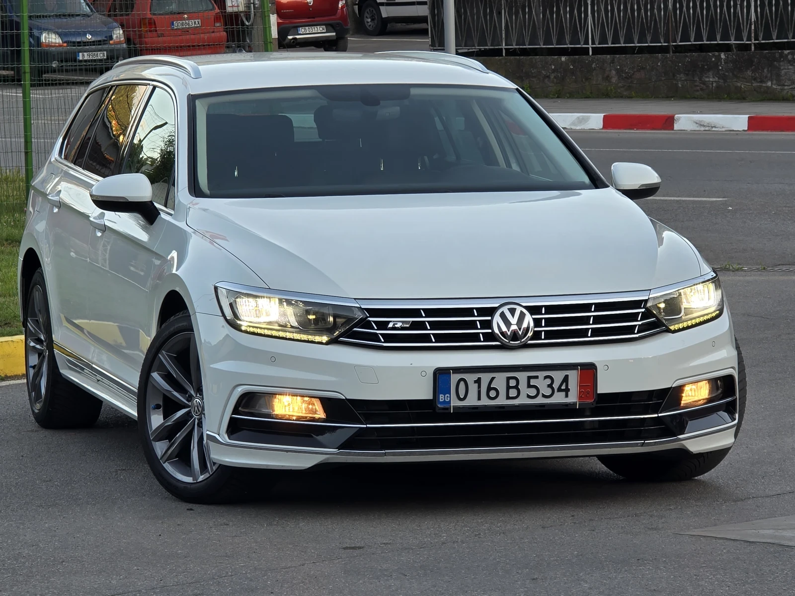 VW Passat Топ състояние внос Италия airline изпълнение