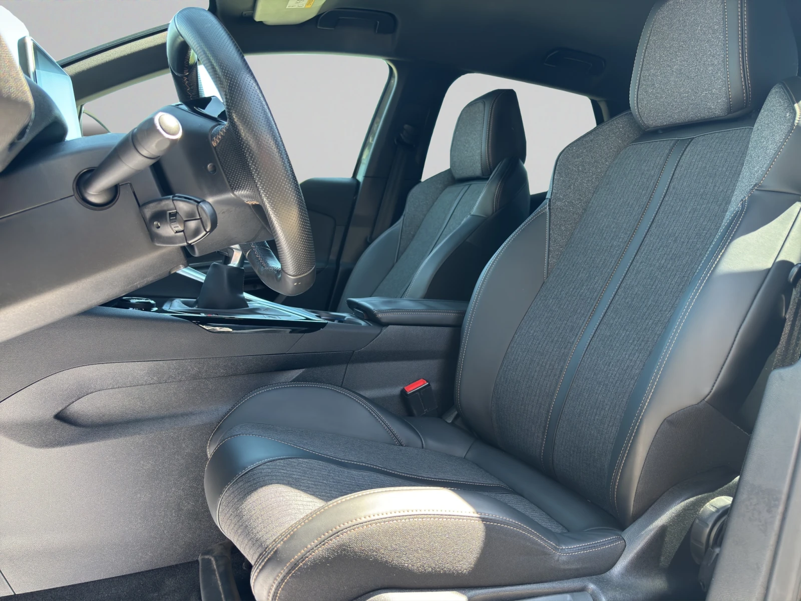 Peugeot 3008 GT Line 1.6 e-HDi 120 BVM6 Лизинг, снимка 10 - Автомобили и джипове - 54922038