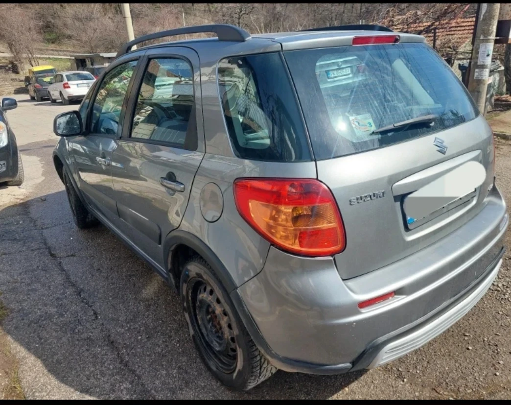Suzuki SX4, снимка 5 - Автомобили и джипове - 54936198