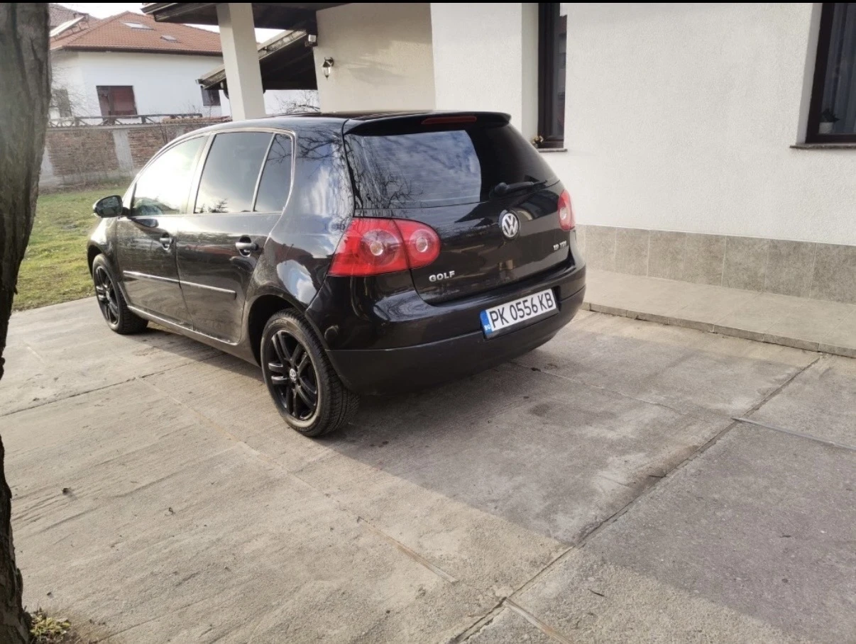 VW Golf 1.9 TDI, снимка 8 - Автомобили и джипове - 55266921