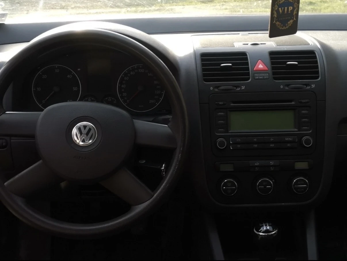 VW Golf 1.9 TDI, снимка 12 - Автомобили и джипове - 55266921