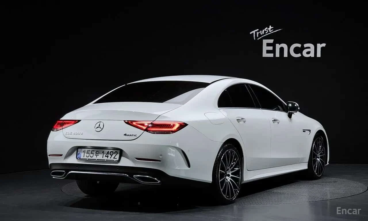 Mercedes-Benz CLS * CLS400d 4MATIC AMG Line * CARFAX * ЦЕНА ДО БГ, снимка 2 - Автомобили и джипове - 55530647