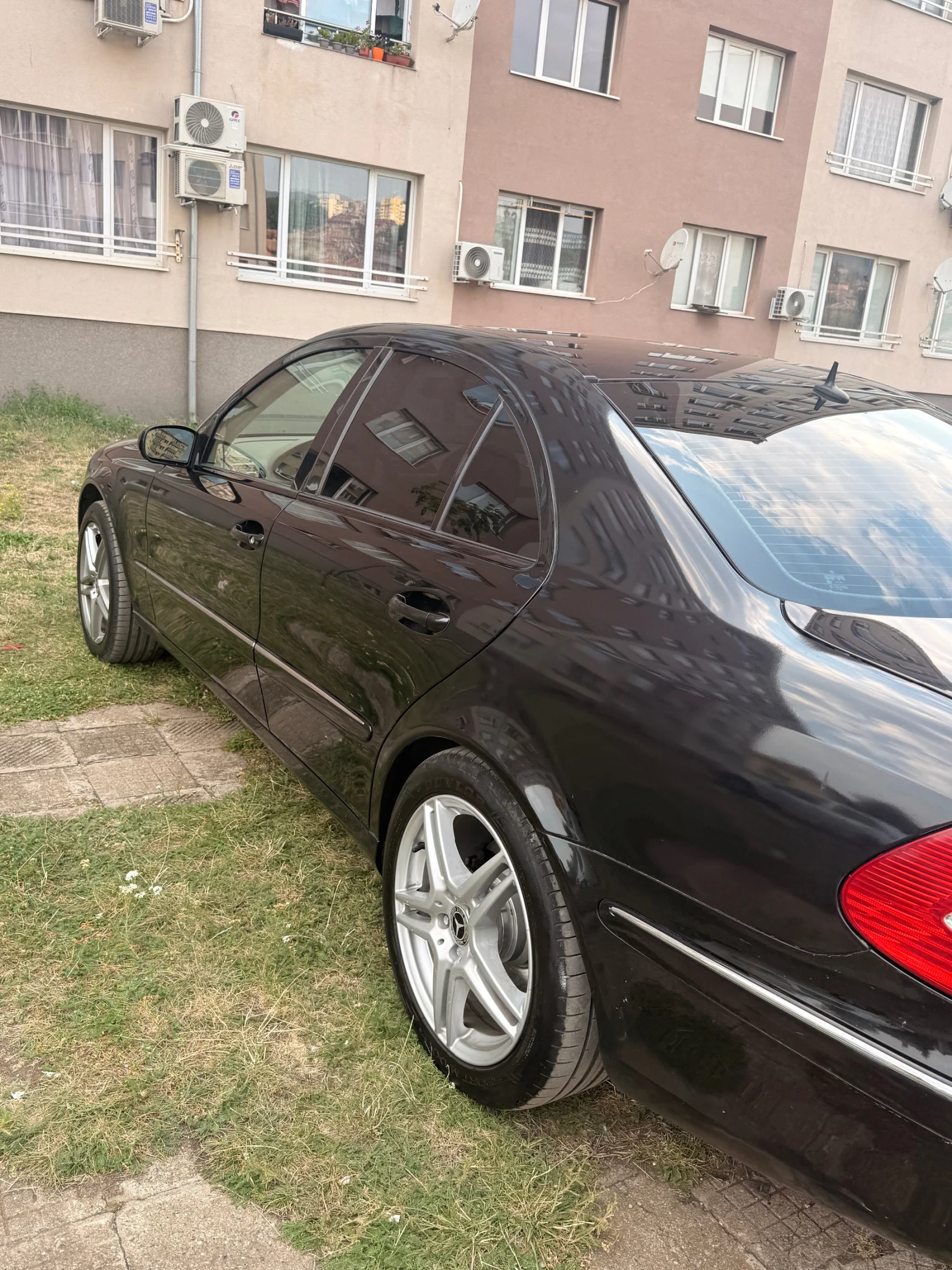 Mercedes-Benz E 200 Mercedes E200 2.2cdi, снимка 5 - Автомобили и джипове - 55711835