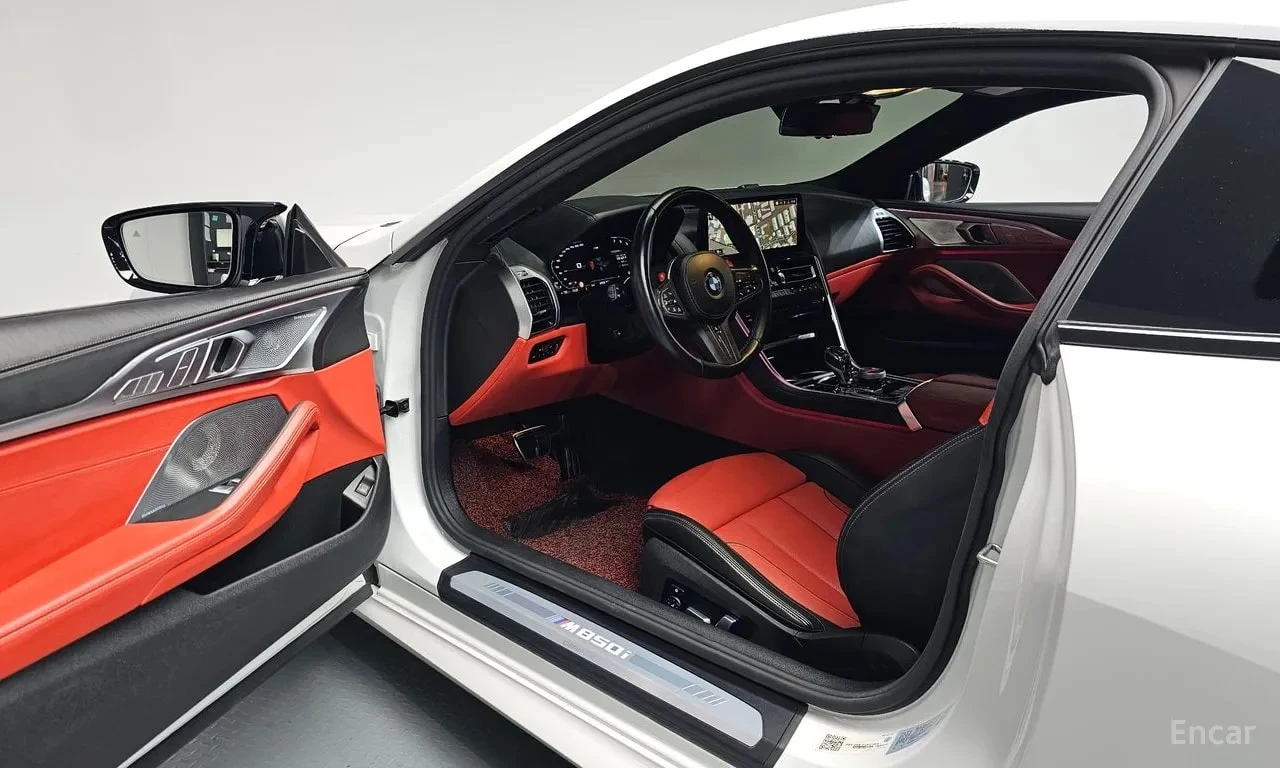 BMW 850 xDrive Coupe /ОБДУХВАНЕ/ДИСТРОНИК/360, снимка 10 - Автомобили и джипове - 55806526