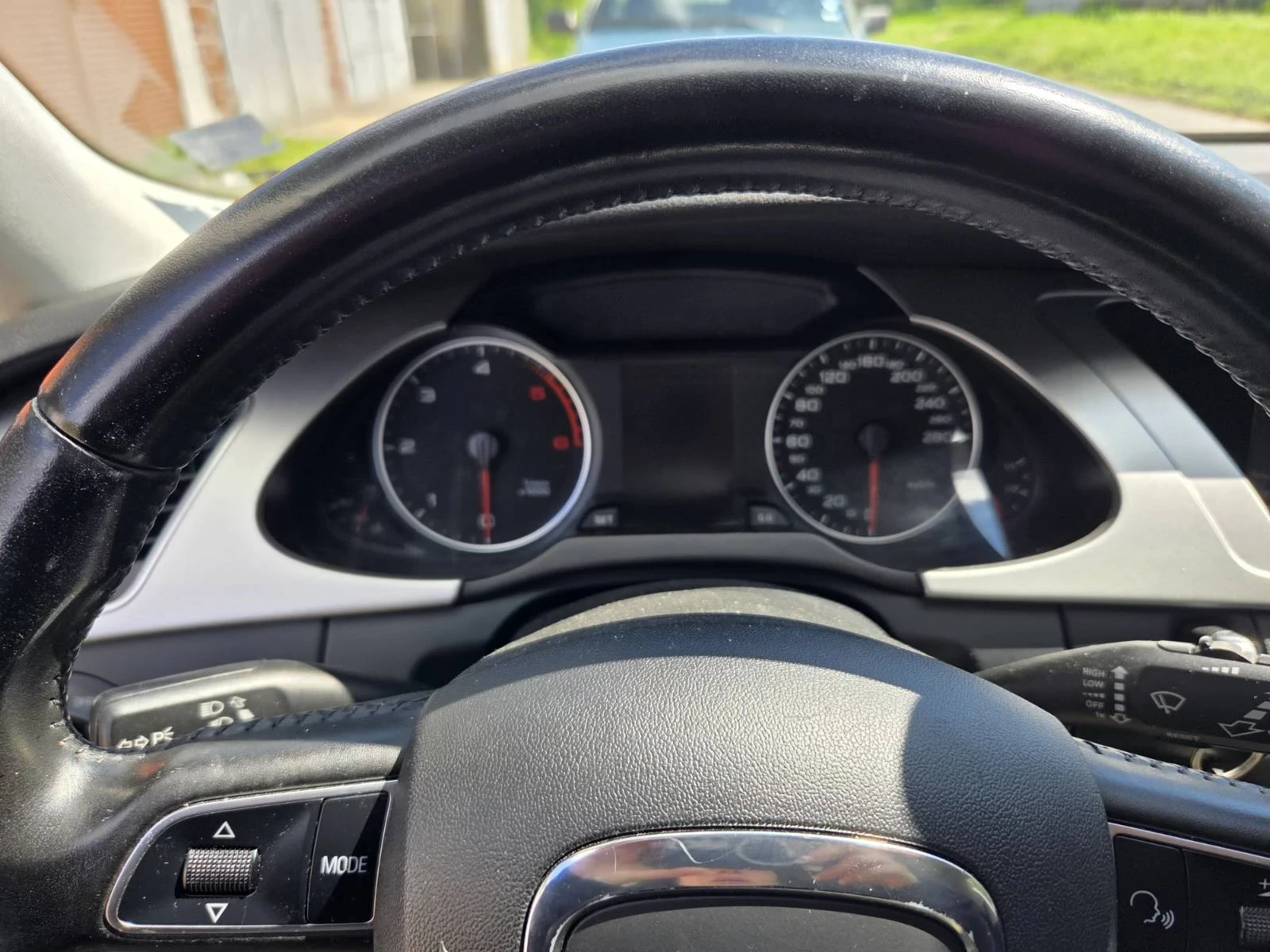 Audi A4 2.0 TDI, снимка 8 - Автомобили и джипове - 55849125