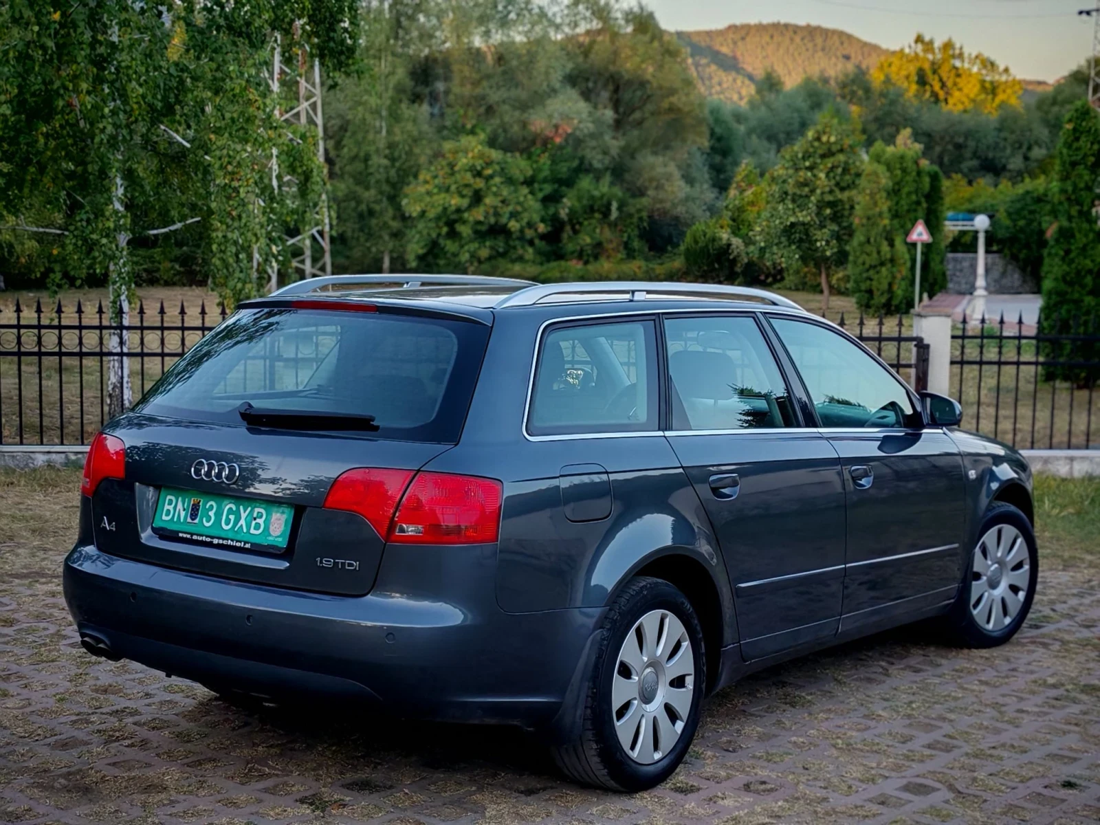 Audi A4 1.9TDI(116)* AVANT* КЛИМАТРОНИК* НОВ ВНОС* , снимка 7 - Автомобили и джипове - 55944101