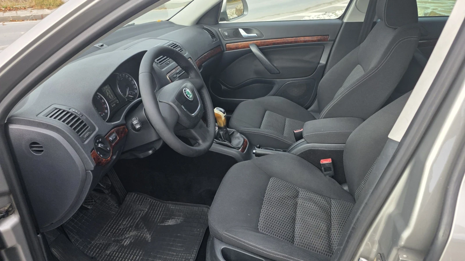Skoda Octavia 1, 6 TDI 4�4 | Mobile.bg � ����������� 11