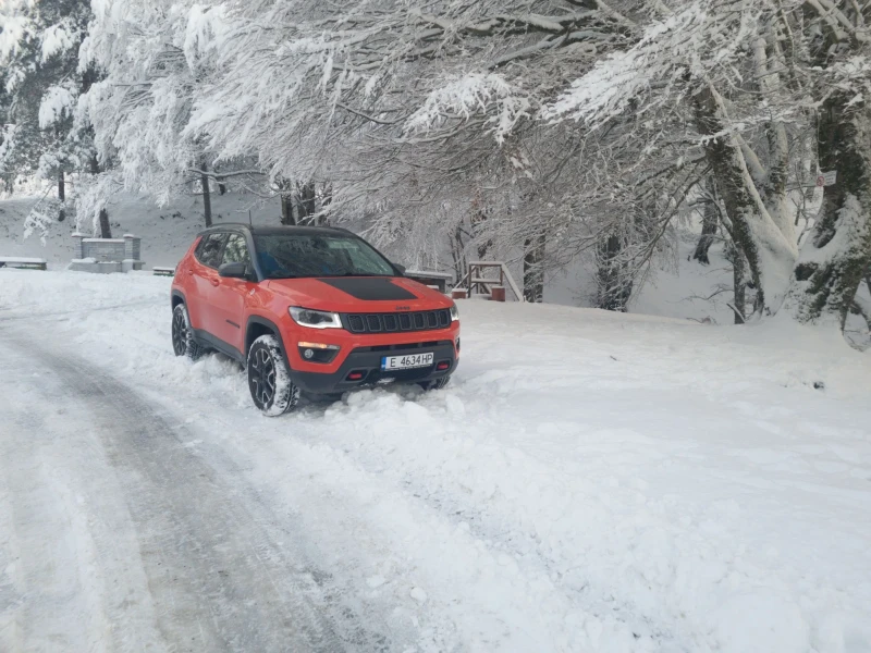 Jeep Compass  2.4 trailhawk  2020г.126000км, снимка 2 - Автомобили и джипове - 48464759