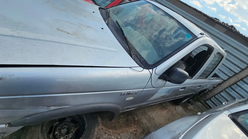 Ford Ranger 2.5 td, снимка 2 - Автомобили и джипове - 51244982