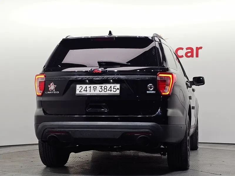 Ford Explorer 2.3 AWD, снимка 4 - Автомобили и джипове - 54351488