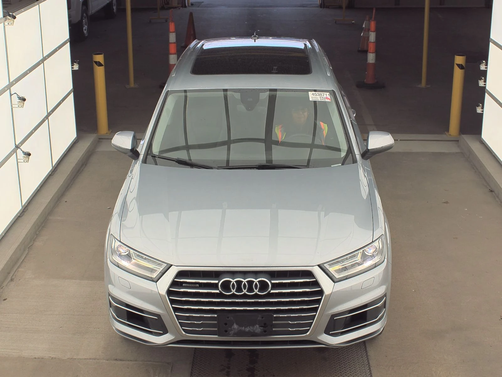 Audi Q7 3.0T Premium Plus* Bose* М.Точка* Подгрев* Пано*  - изображение 2