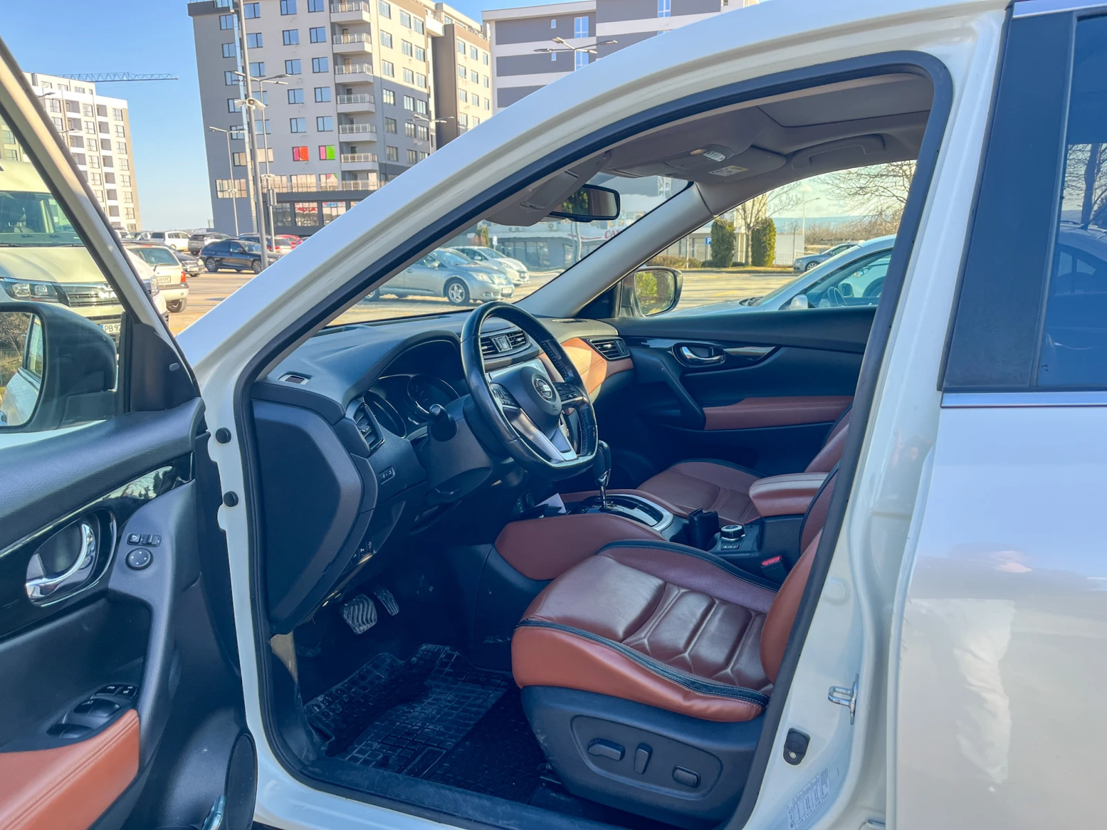 Nissan X-trail Tekn-a* Facelift* 4x4i* 128000km | Mobile.bg � ����������� 9