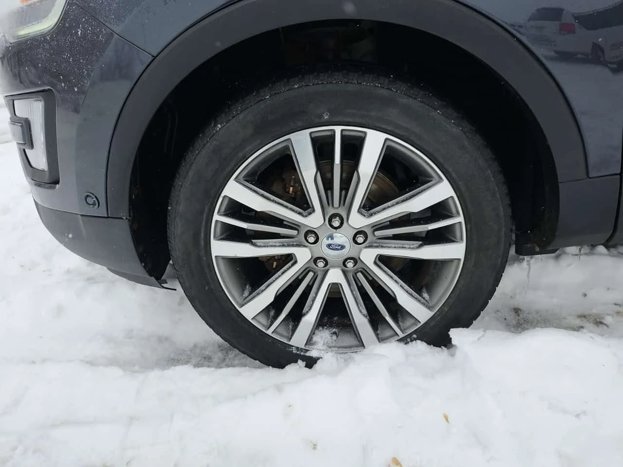 Ford Explorer * Platinum * CARFAX * ПОДГРЕВИ* ОБДУХВАНИЯ* ПАНОРА - изображение 6