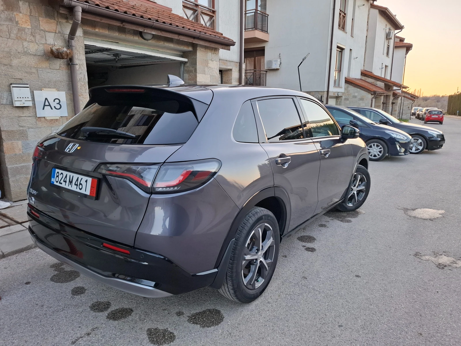 Honda Hr-v EX-L, снимка 3 - Автомобили и джипове - 53807393