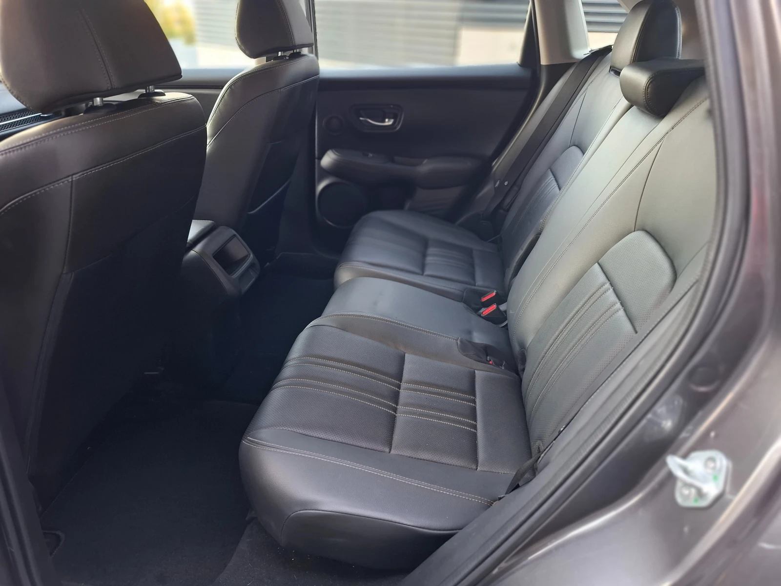 Honda Hr-v EX-L, снимка 9 - Автомобили и джипове - 53807393