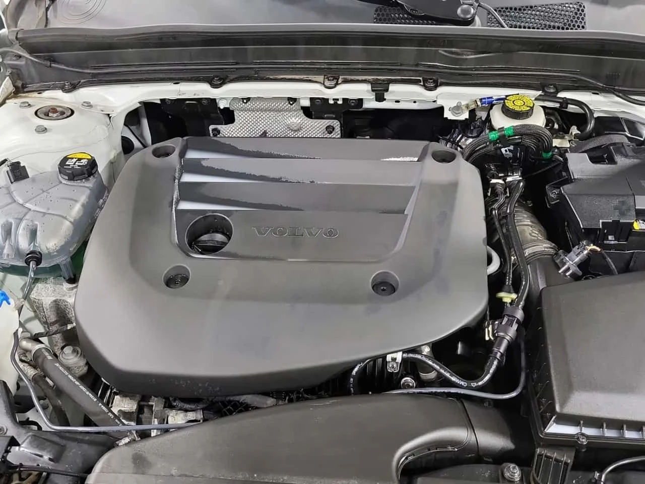 Volvo XC40 CORE| 2 �����| KEYLESS GO| CARFAX| 6, 869 KM  | Mobile.bg � ����������� 16