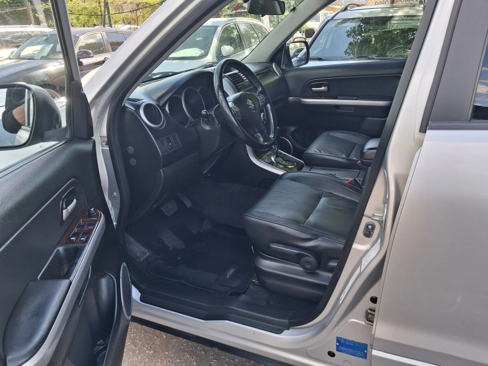 Suzuki Grand vitara 2.7i V6 188k.c., снимка 9 - Автомобили и джипове - 54427988